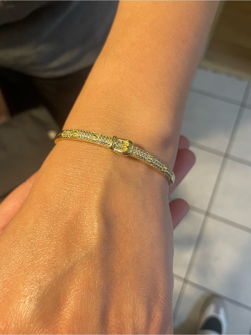 Gold Pavé Buckle-Accent Women's Bracelet - Gold
